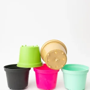 Plantelas Plásticas de Colores